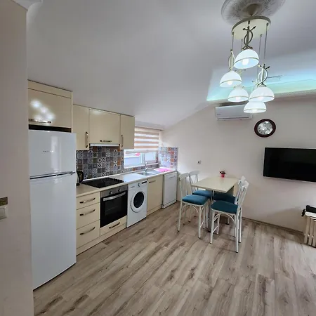 Esa 4 Apartmán *